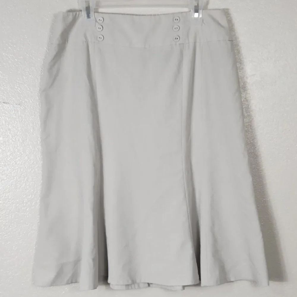 Larry Levine Stretch Skirt Khaki Size 12 EUC